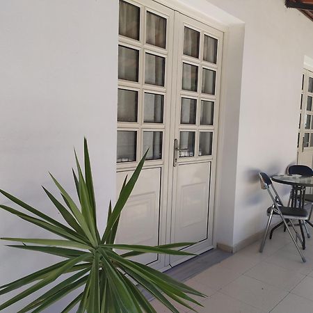 Retzos Rooms Himara Zewnętrze zdjęcie