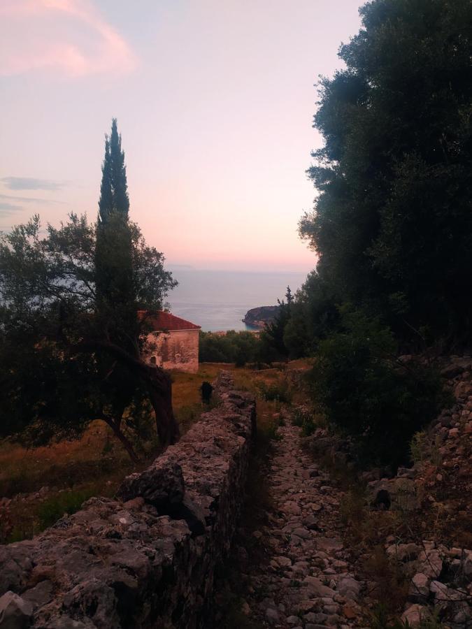 Retzos Rooms Himara Zewnętrze zdjęcie