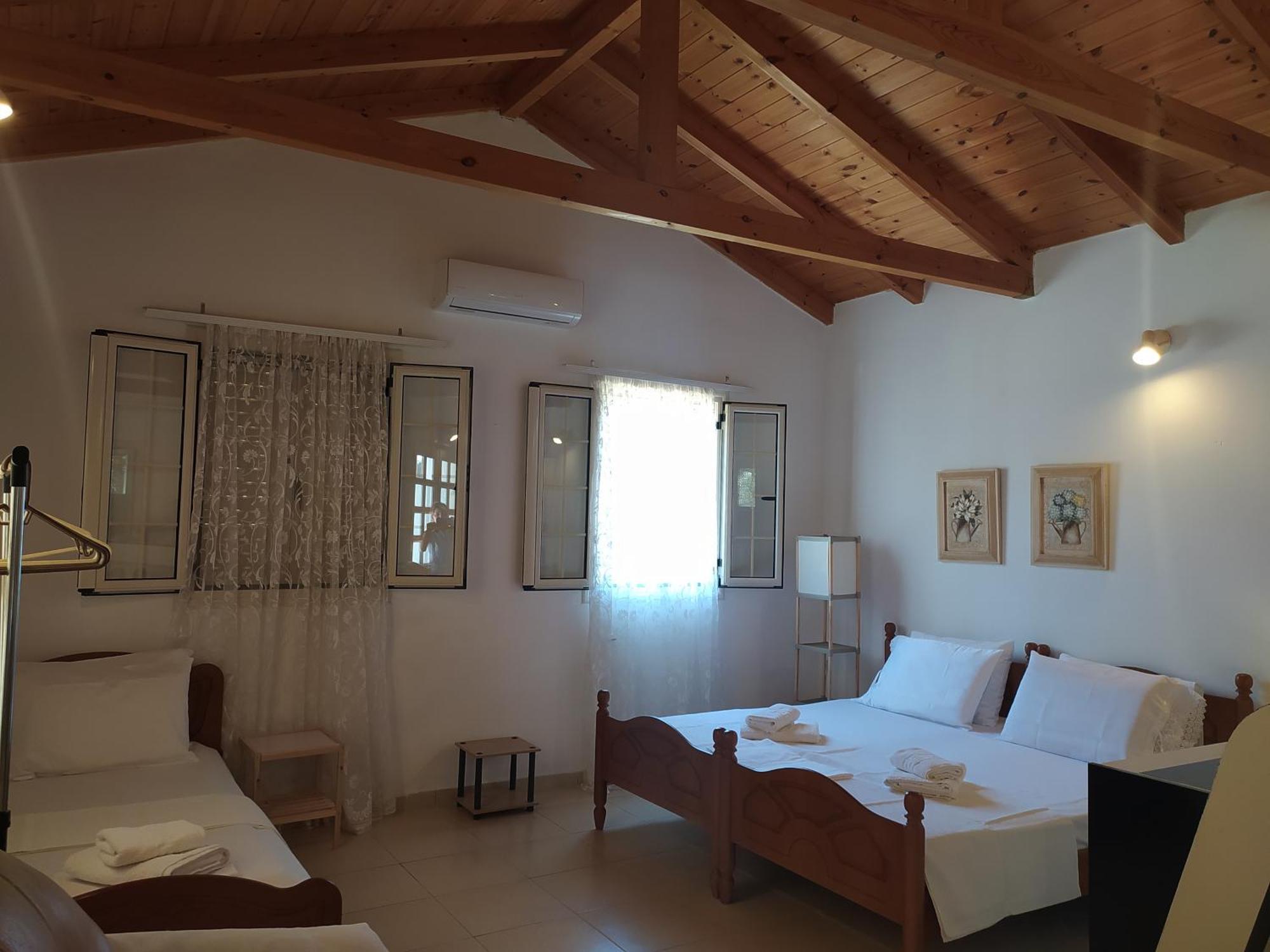 Retzos Rooms Himara Zewnętrze zdjęcie