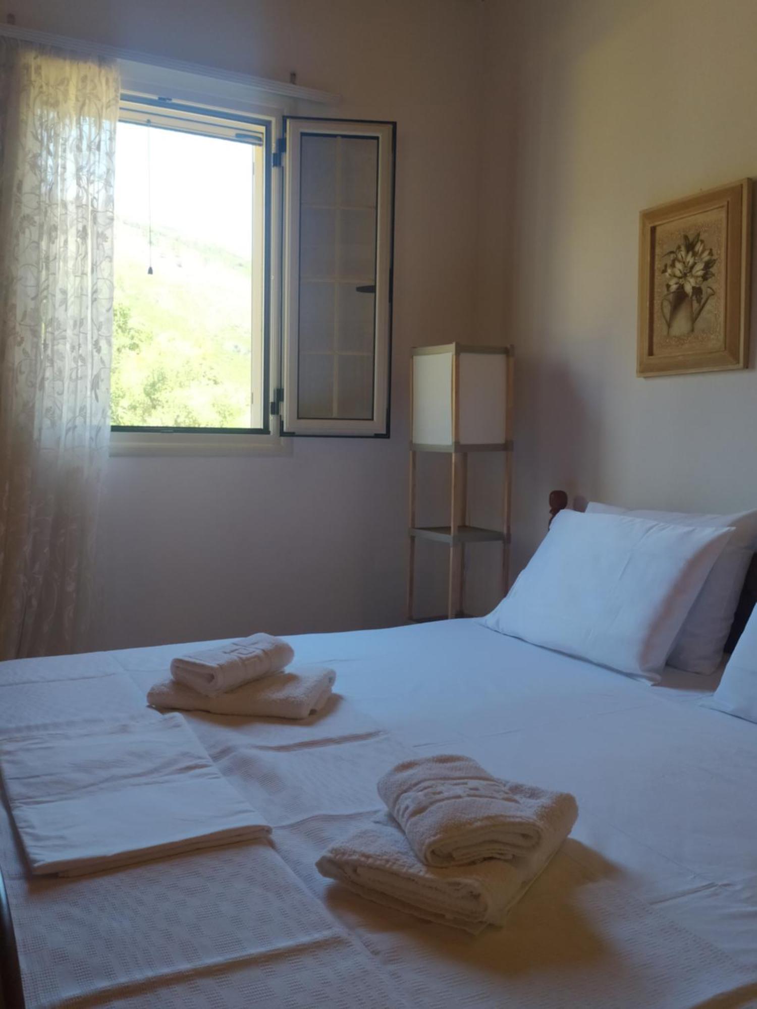 Retzos Rooms Himara Zewnętrze zdjęcie